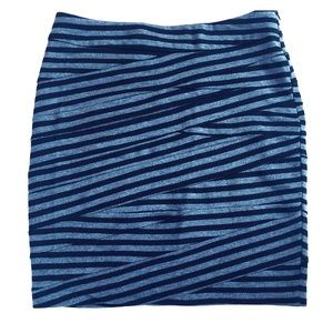 Black/gray striped pattern bandage skirt